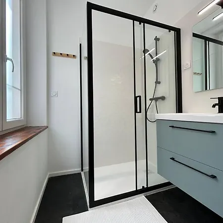 Bombai, L'elegance Et Le Confort Chaleureux Apartament Reims